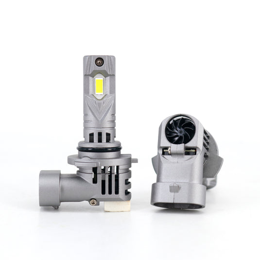 Direct replacement for halogen lamps E4S 9005